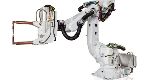 Ikke nok forhåndsvisning stål Robot Dressed for Spot Welding| Fabricating and Metalworking
