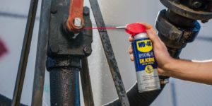 WD-40, metalworking fluid, lubricant, coolant